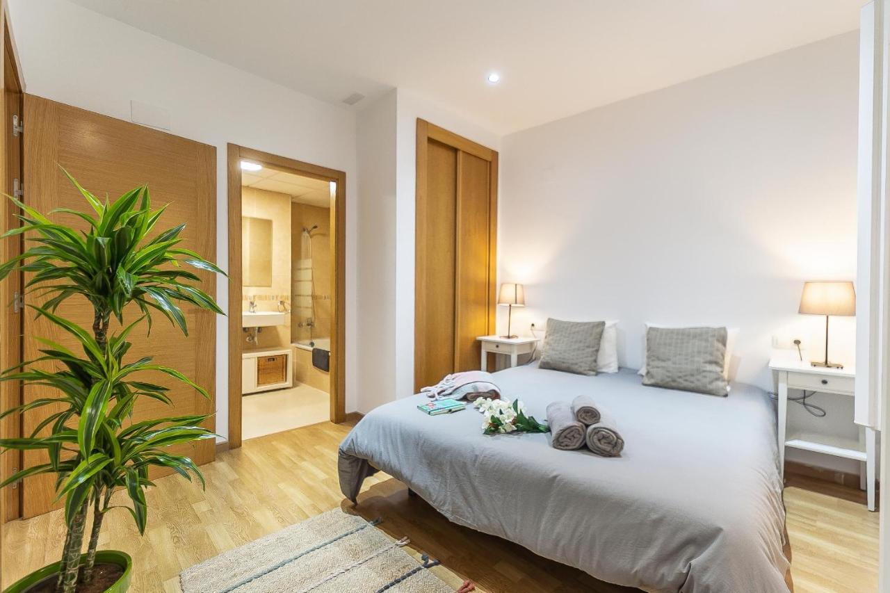 Boutique Mitjana Apartment Malaga Exterior photo